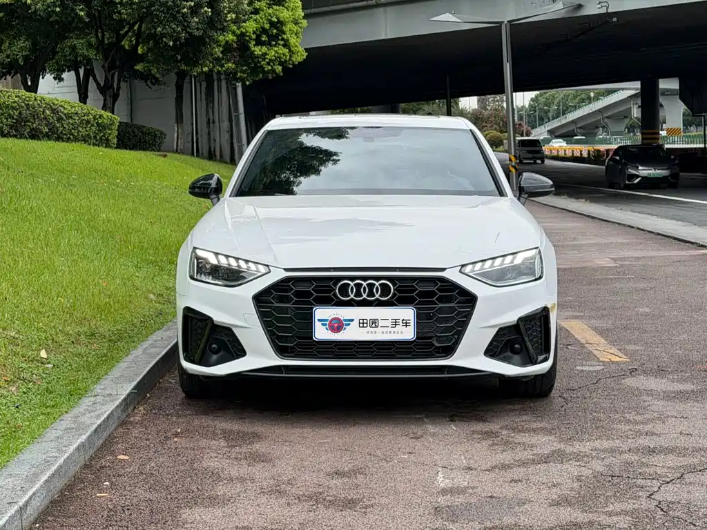 Audi A4 2025