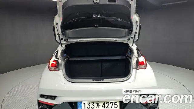 Hyundai Veloster 2020