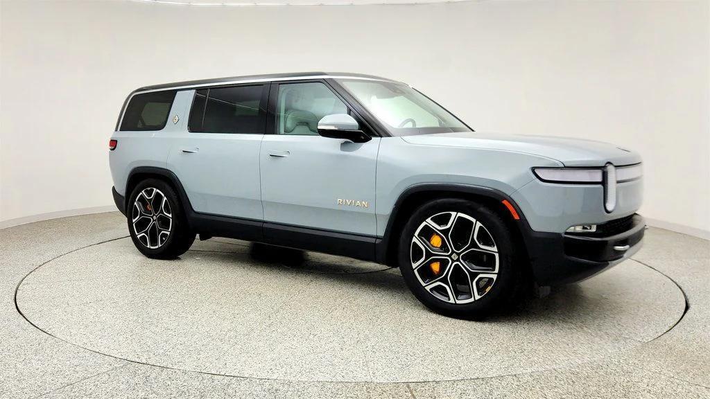 Rivian R1S 2024