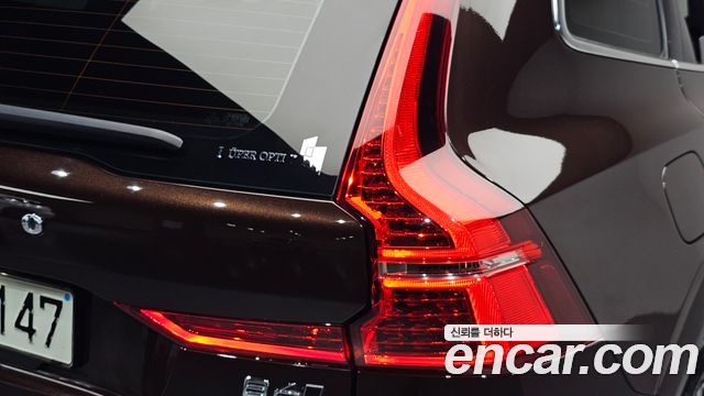 Volvo XC60 2021