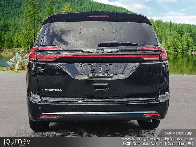 Chrysler Pacifica 2024