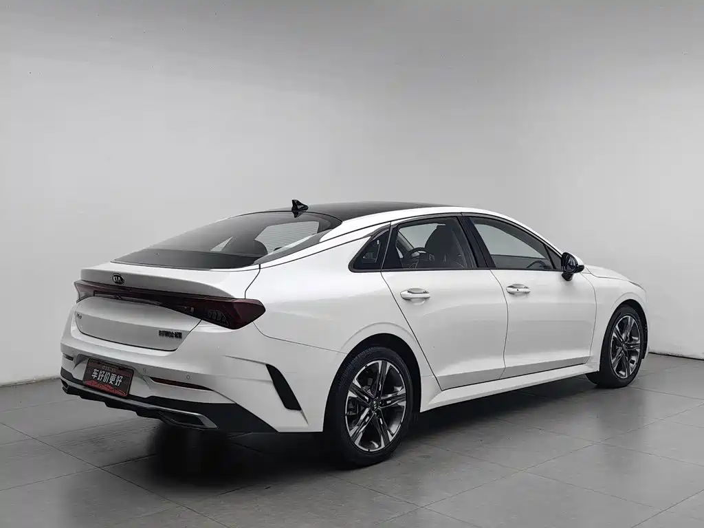 Kia K5 2021