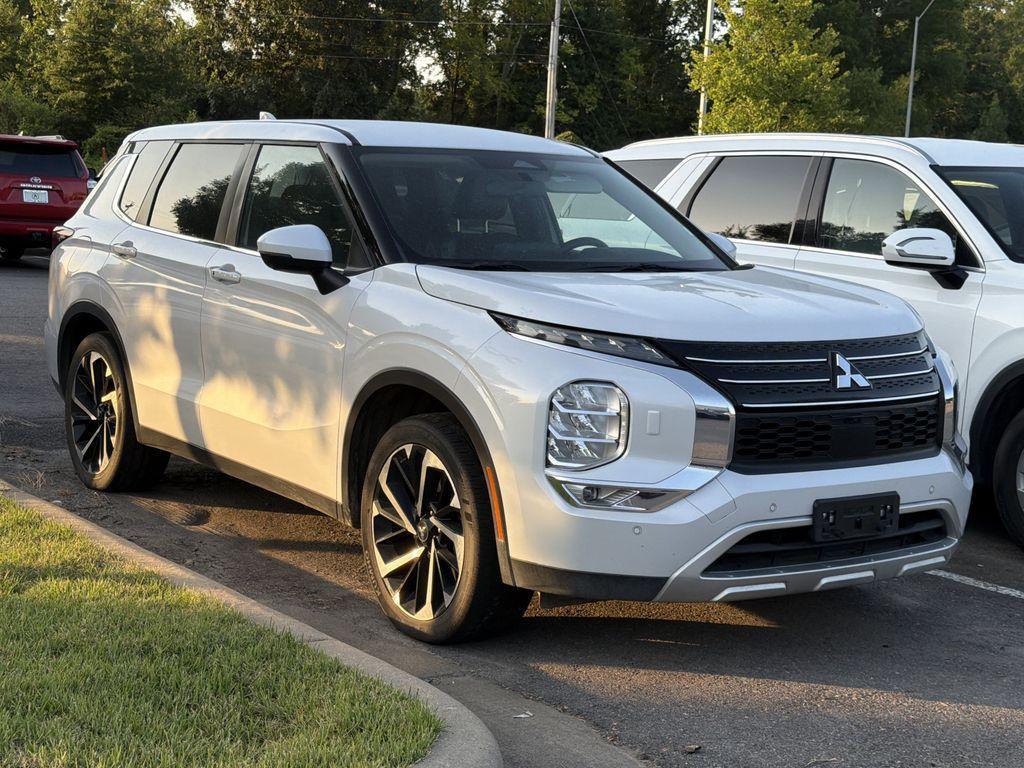 Mitsubishi Outlander 2024