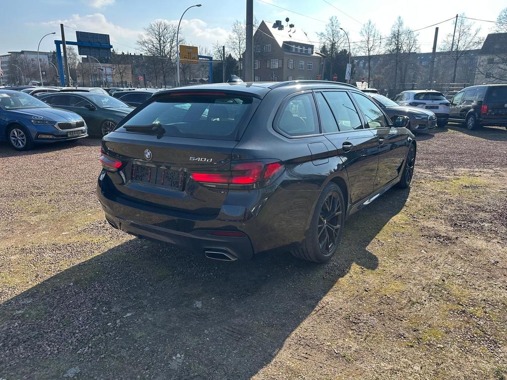 BMW 540 2022