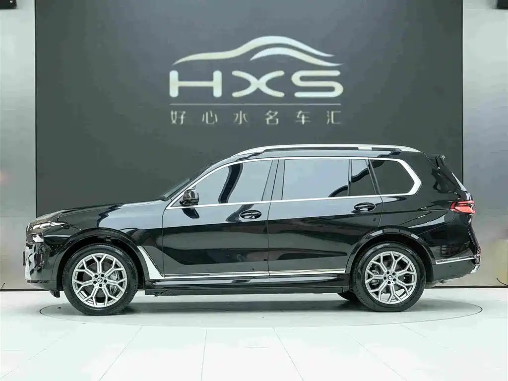 BMW X7 2024