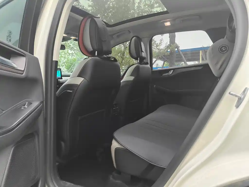 Ford Edge 2023