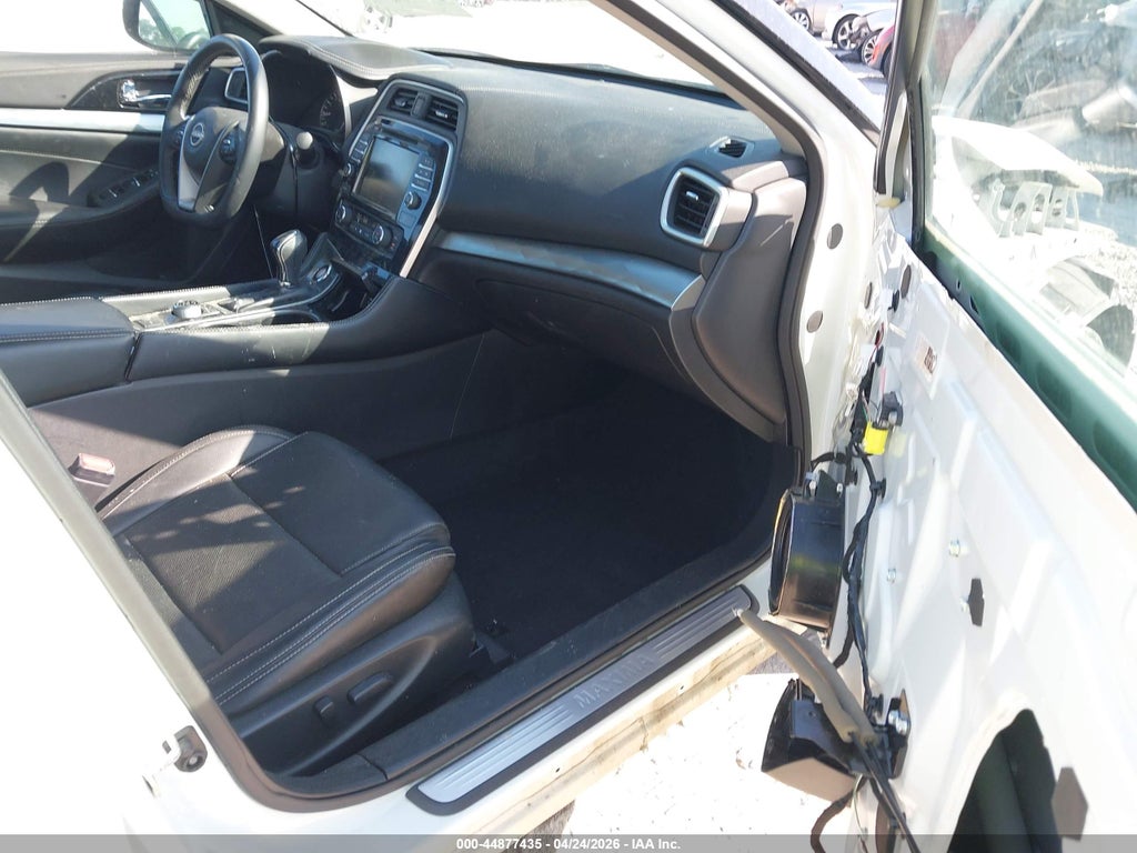 Nissan Maxima 2023