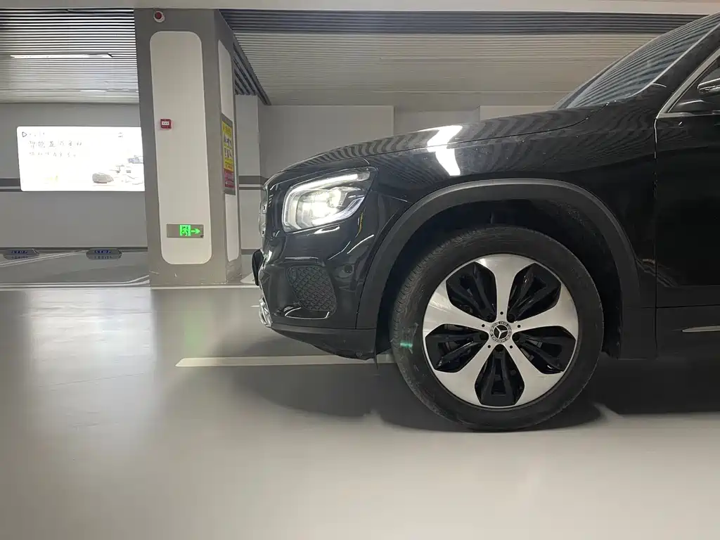 Mercedes-Benz GLB 2022