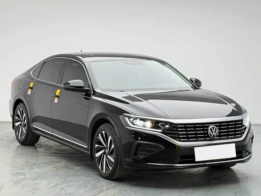 Volkswagen Passat 2024