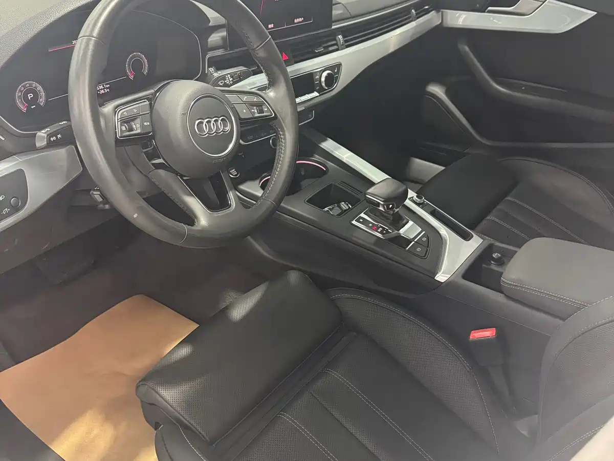 Audi A4 2021