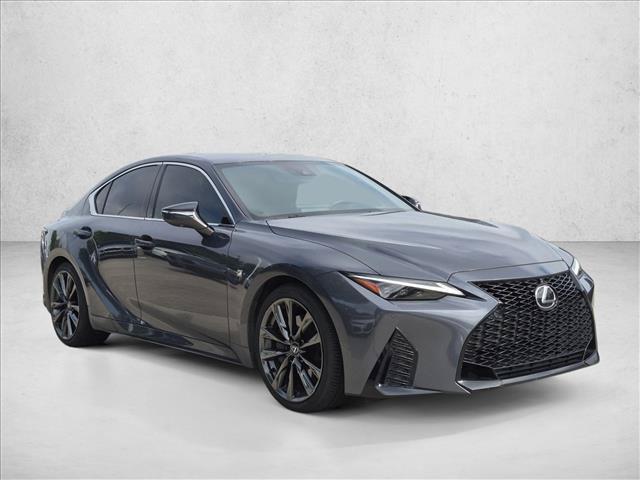 Lexus IS 2023