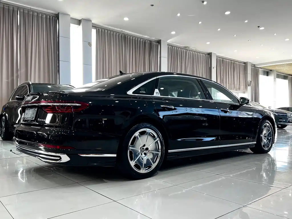 Audi A8 2023
