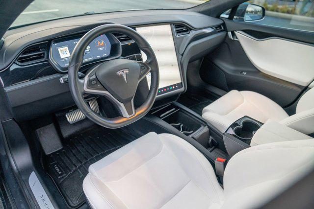 Tesla Model S 2021