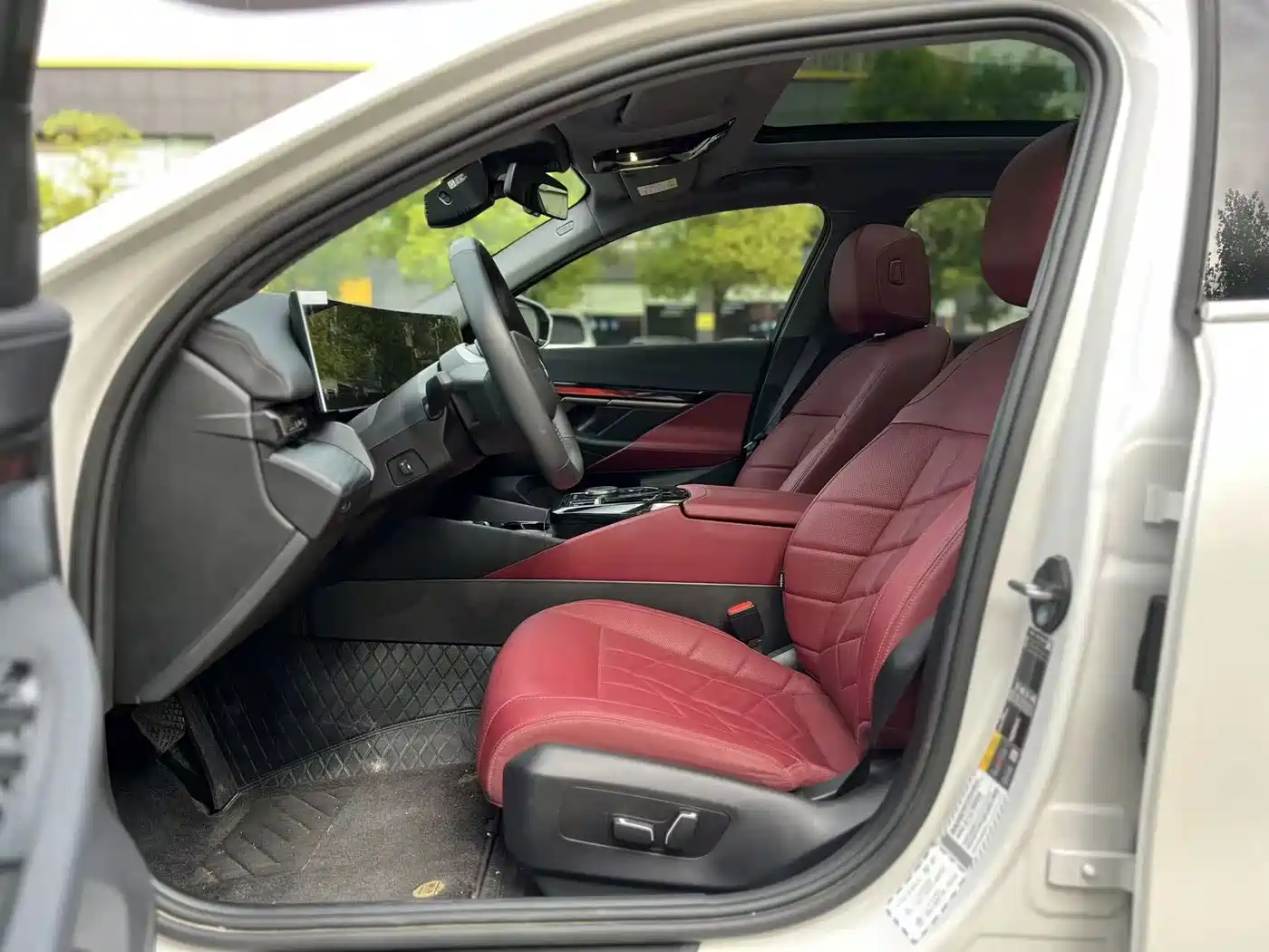 BMW i5 2024