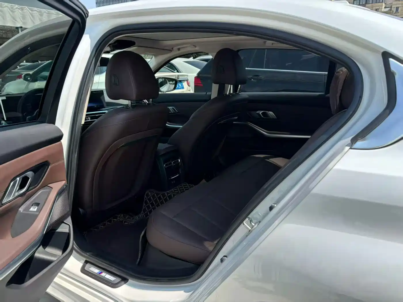 BMW 3 серии 2023
