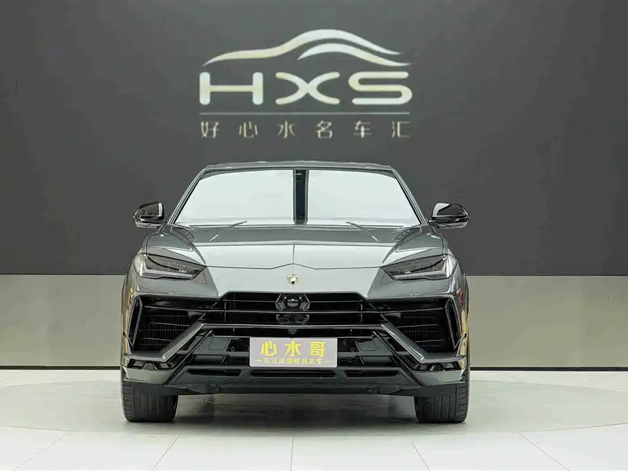 Lamborghini Urus 2024