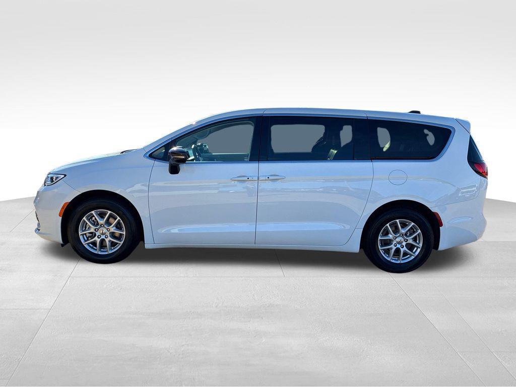Chrysler Pacifica 2024