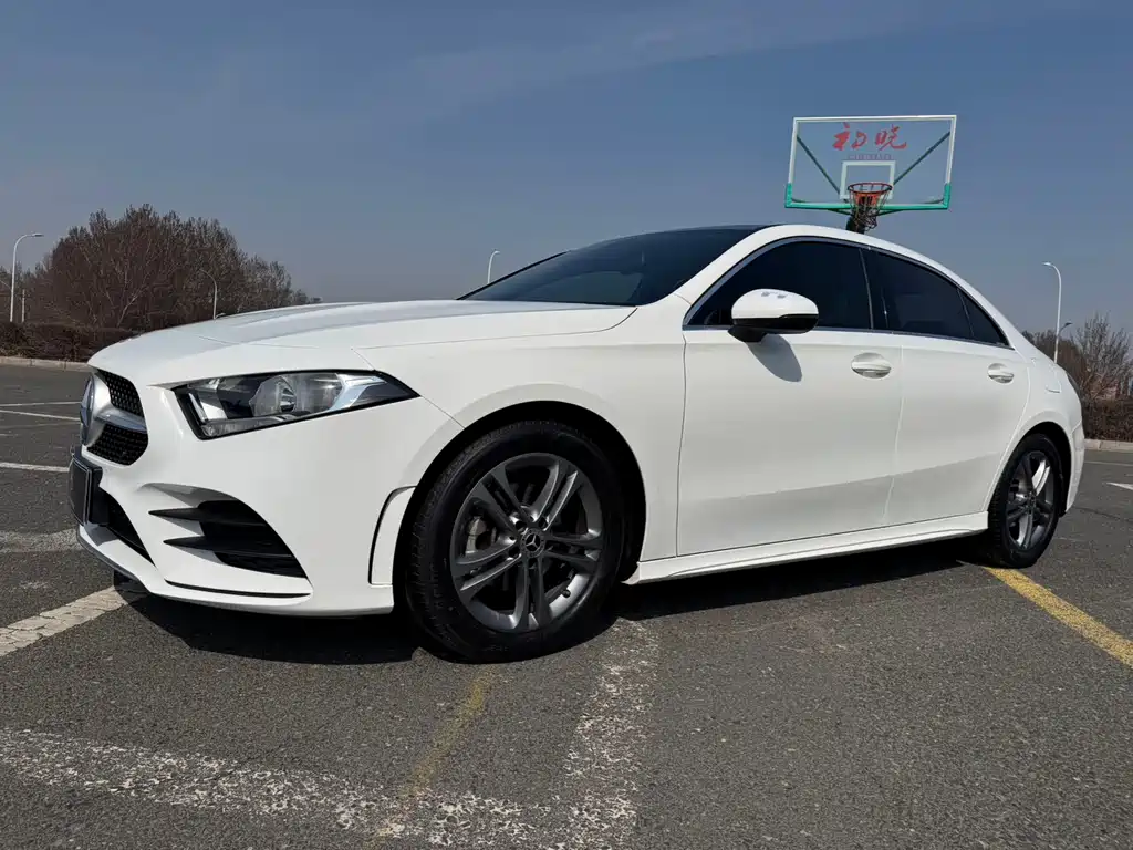 Mercedes-Benz A-Класс 2022
