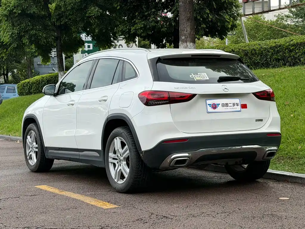Mercedes-Benz GLA 2023