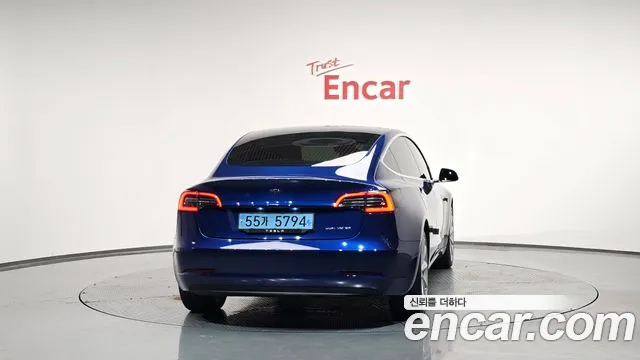 Tesla Model 3 2020