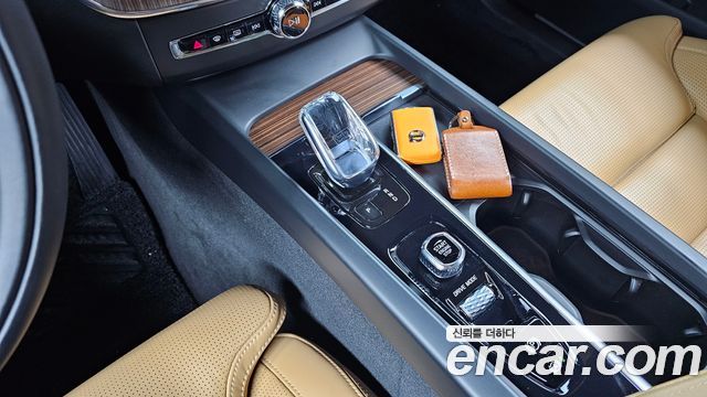 Volvo XC60 2021
