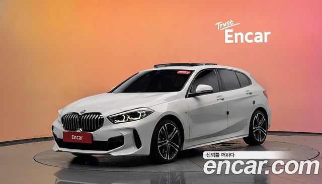 BMW 1 серии 2023
