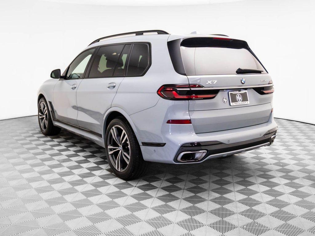BMW X7 2023