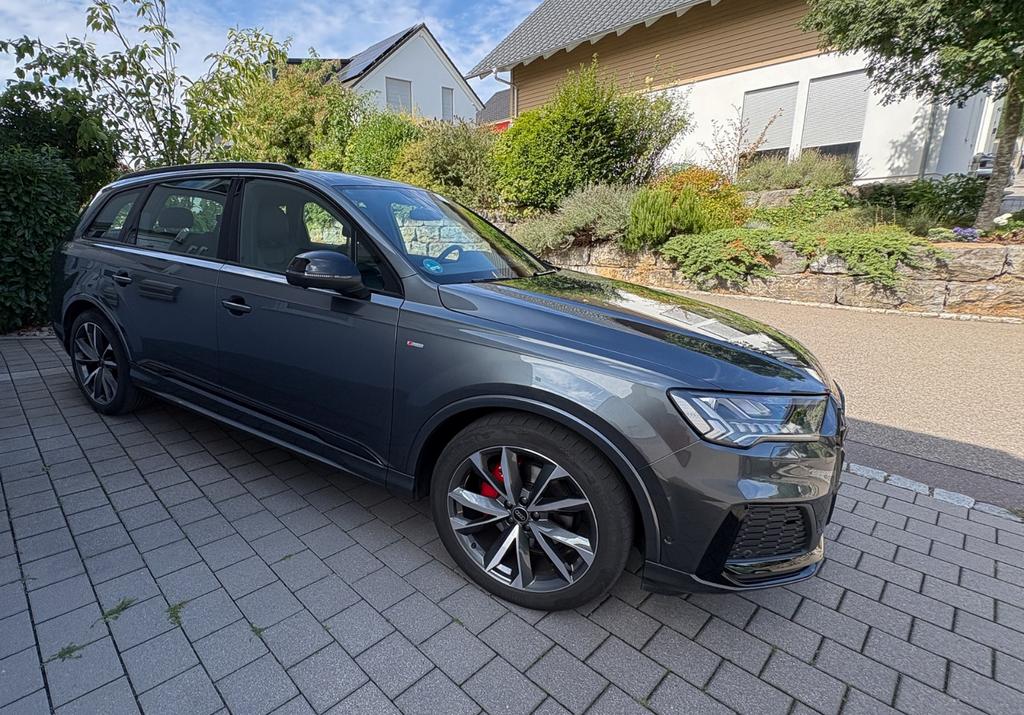 Audi Q7 2023