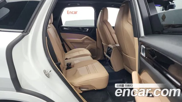 Porsche Cayenne 2020
