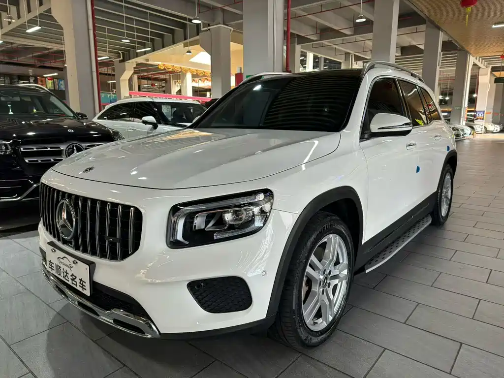 Mercedes-Benz GLB 2022