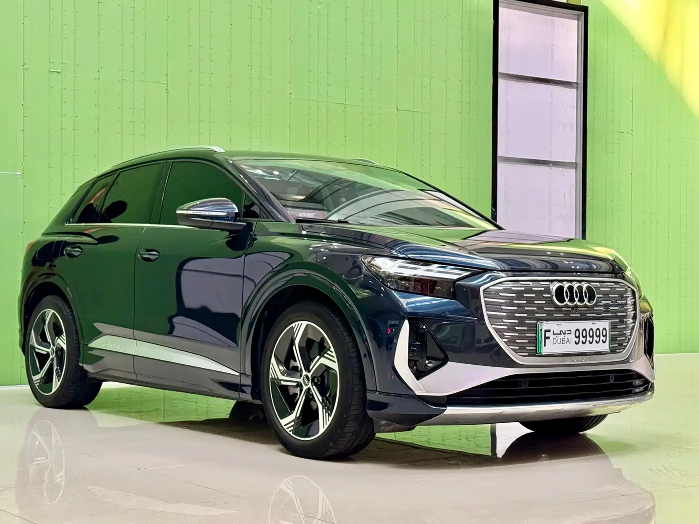 Audi Q4 e-tron 2023