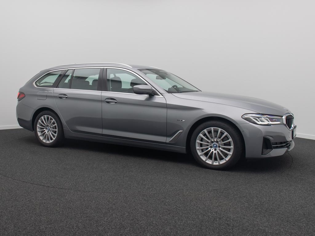 BMW 530 2022
