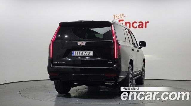 Cadillac Escalade 2023