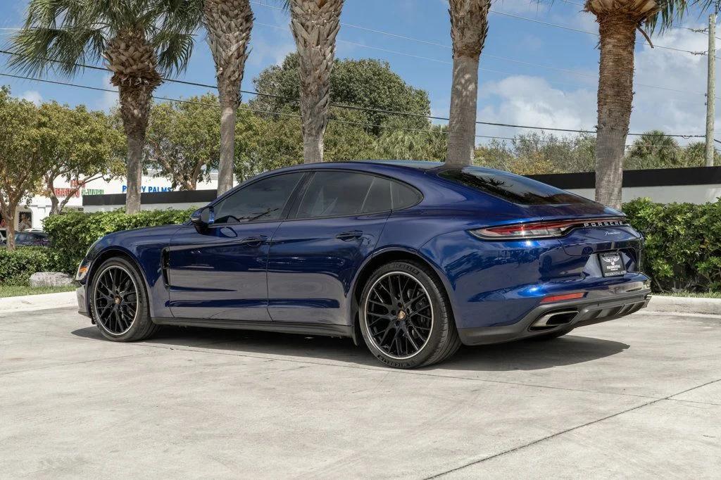 Porsche Panamera 2022