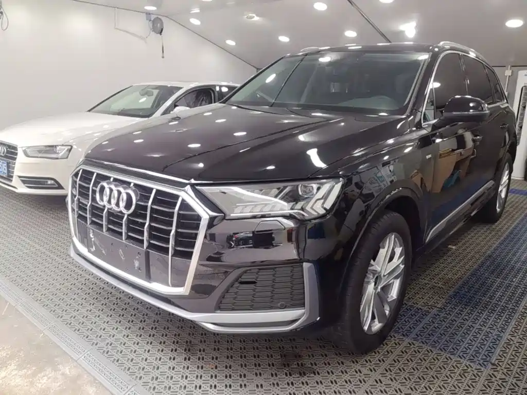 Audi Q7 2024