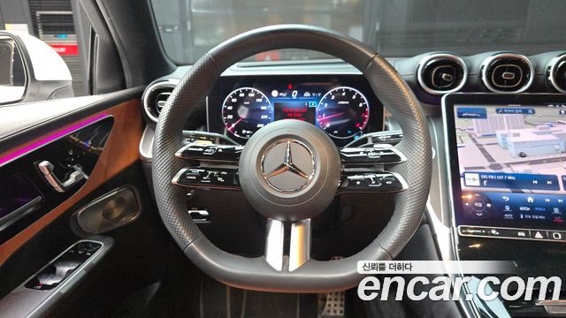 Mercedes-Benz GLC 2023