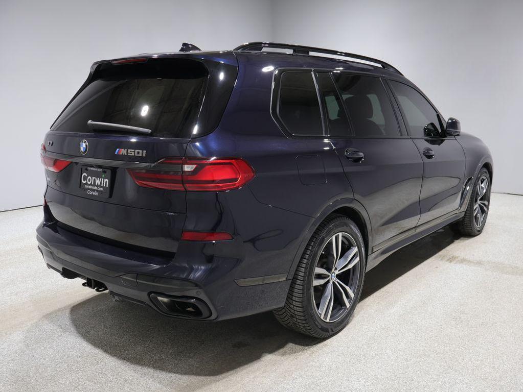 BMW X7 2021