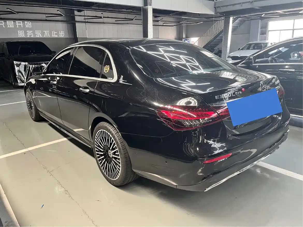 Mercedes-Benz E-Класс 2022