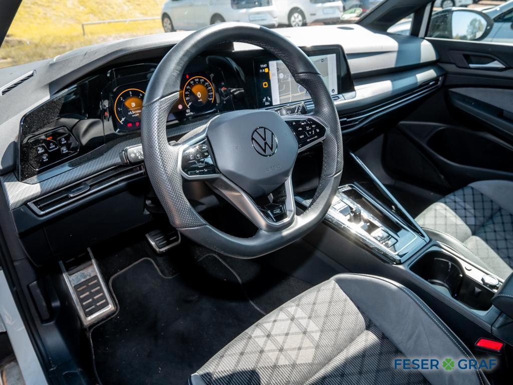 Volkswagen Golf 2024