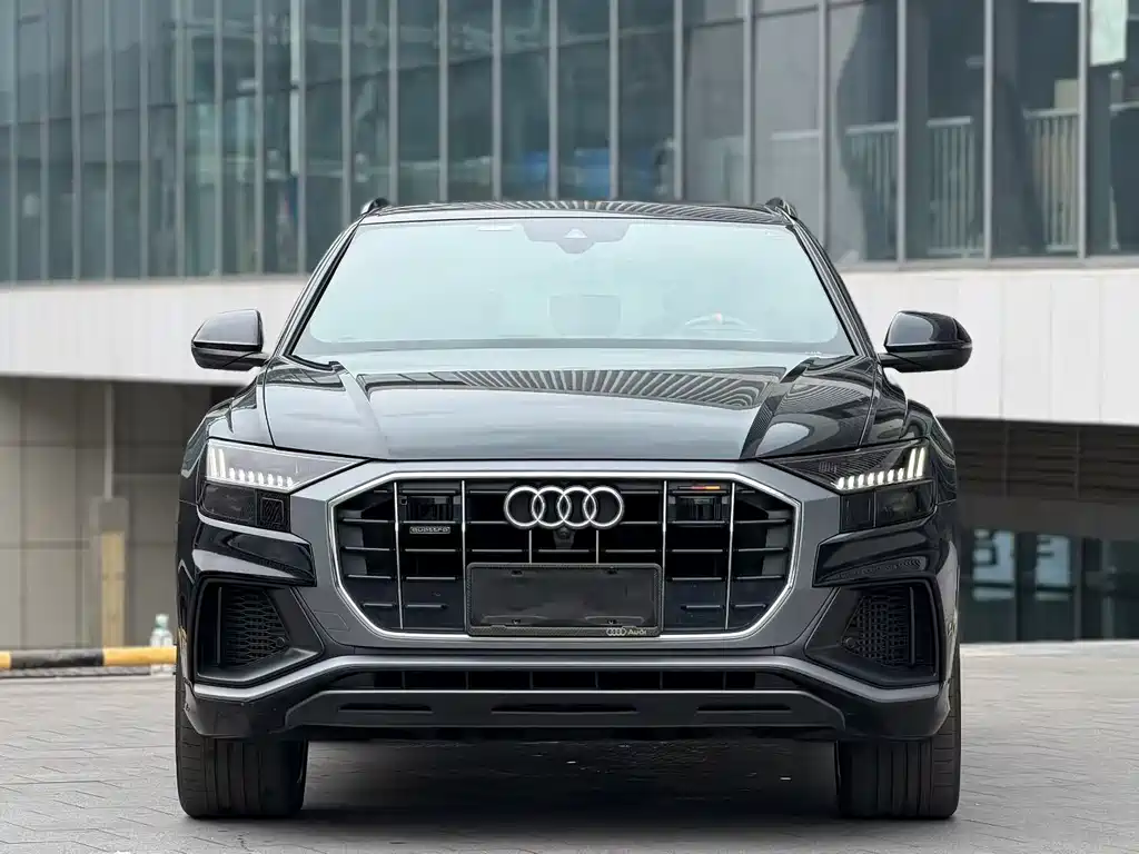 Audi Q8 2020