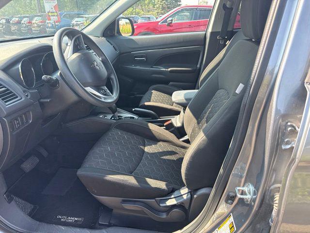 Mitsubishi Outlander Sport 2024