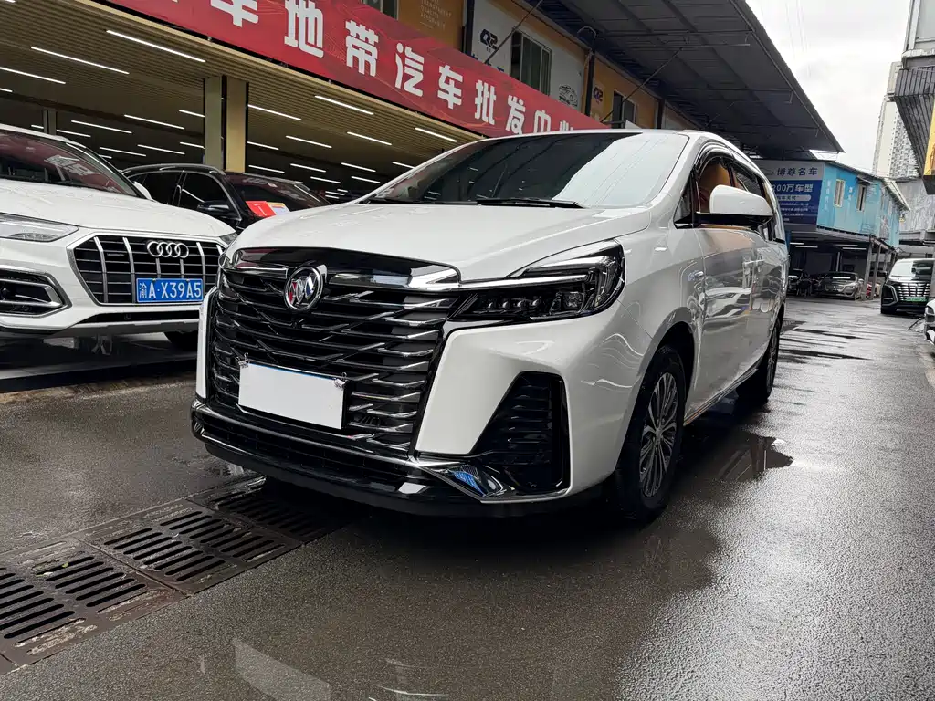 Buick GL8 2025