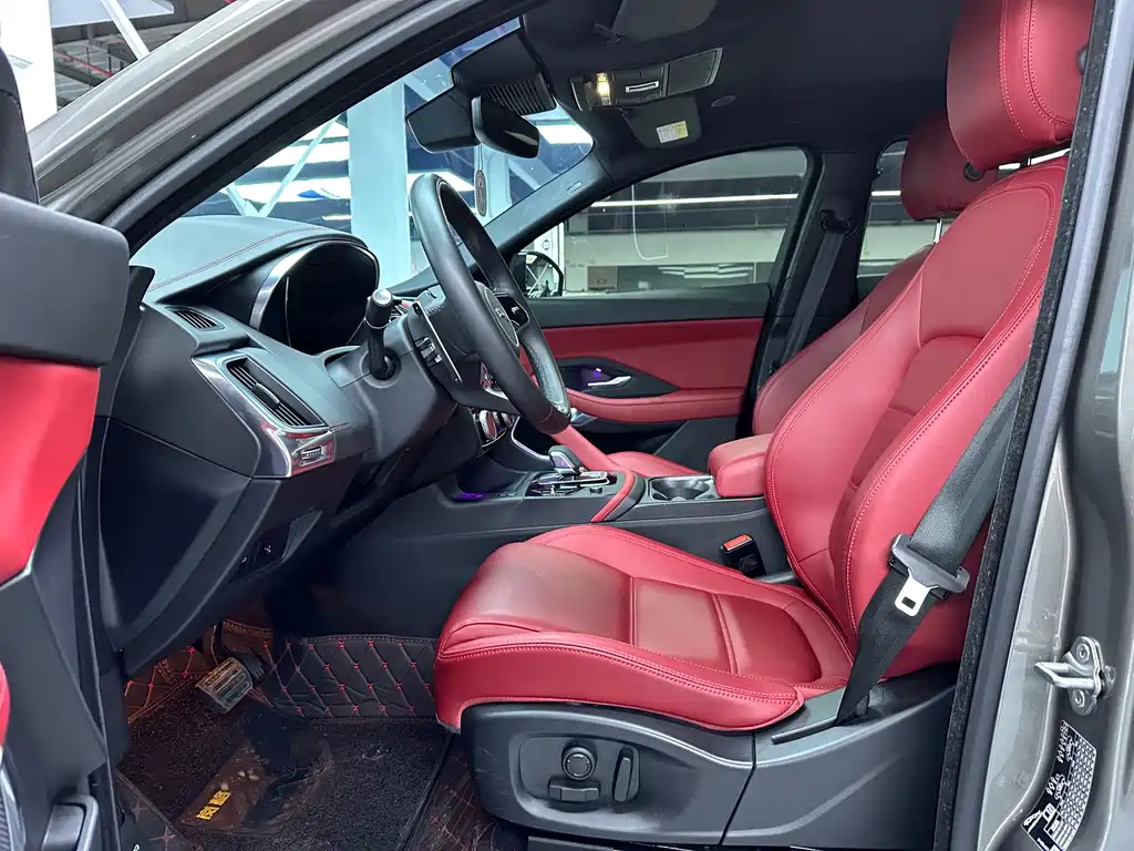 Jaguar E-Pace 2023