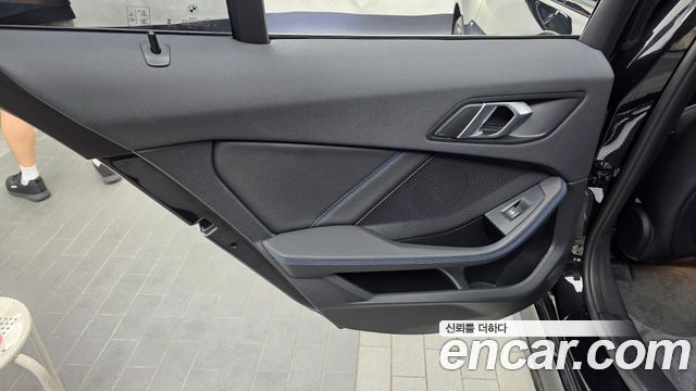 BMW 1 серии 2023