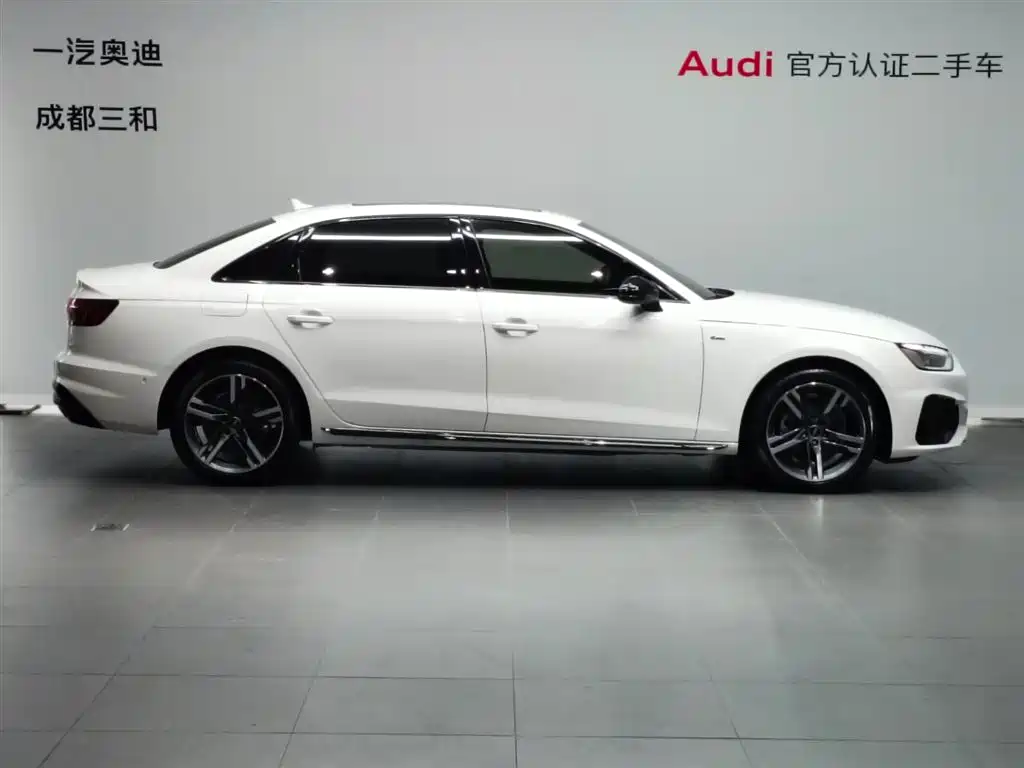 Audi A4 2022