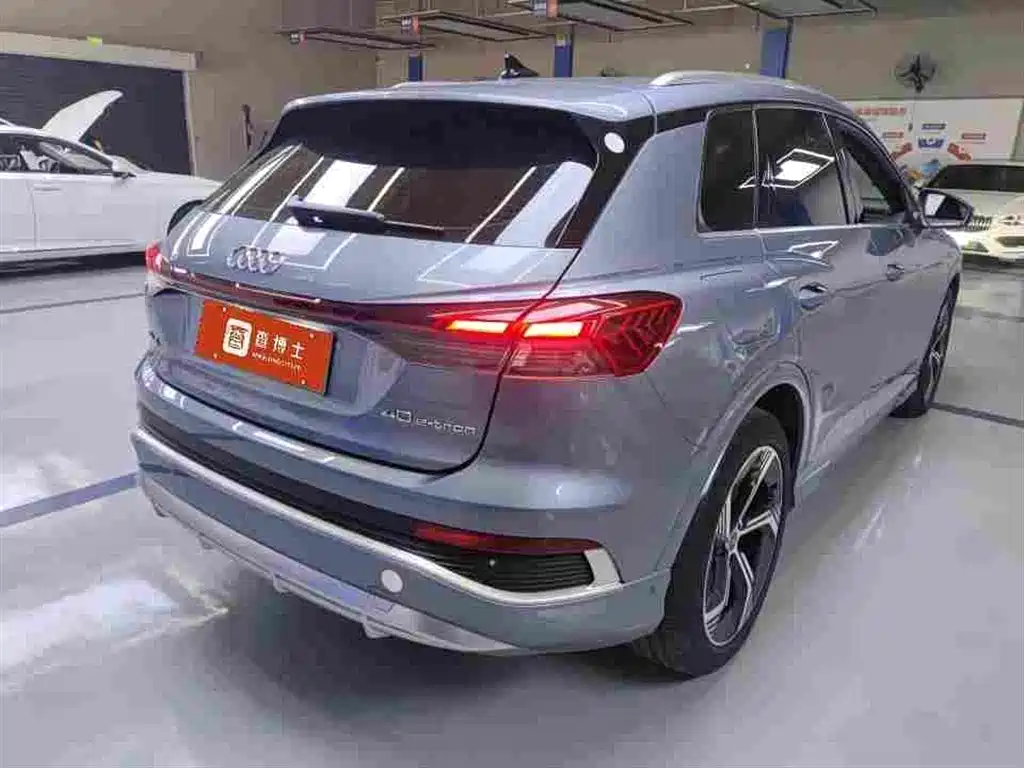 Audi Q4 e-tron 2023