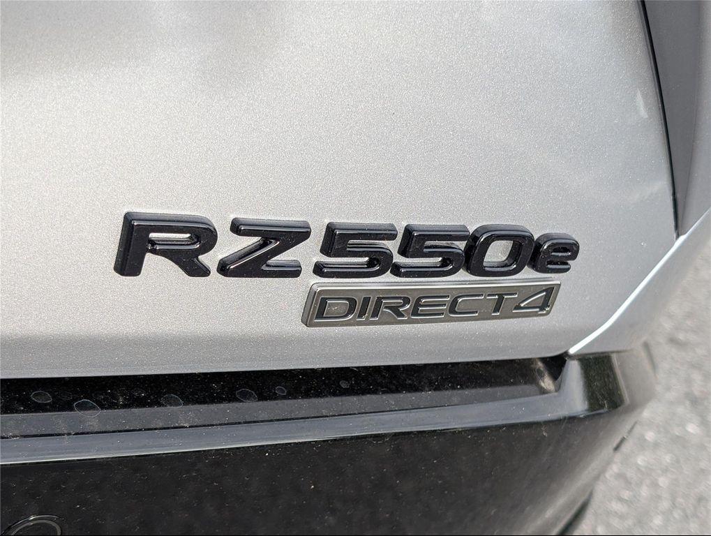 Lexus RZ 2026