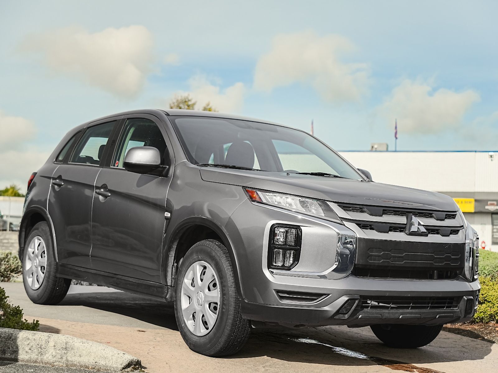 Mitsubishi RVR 2024