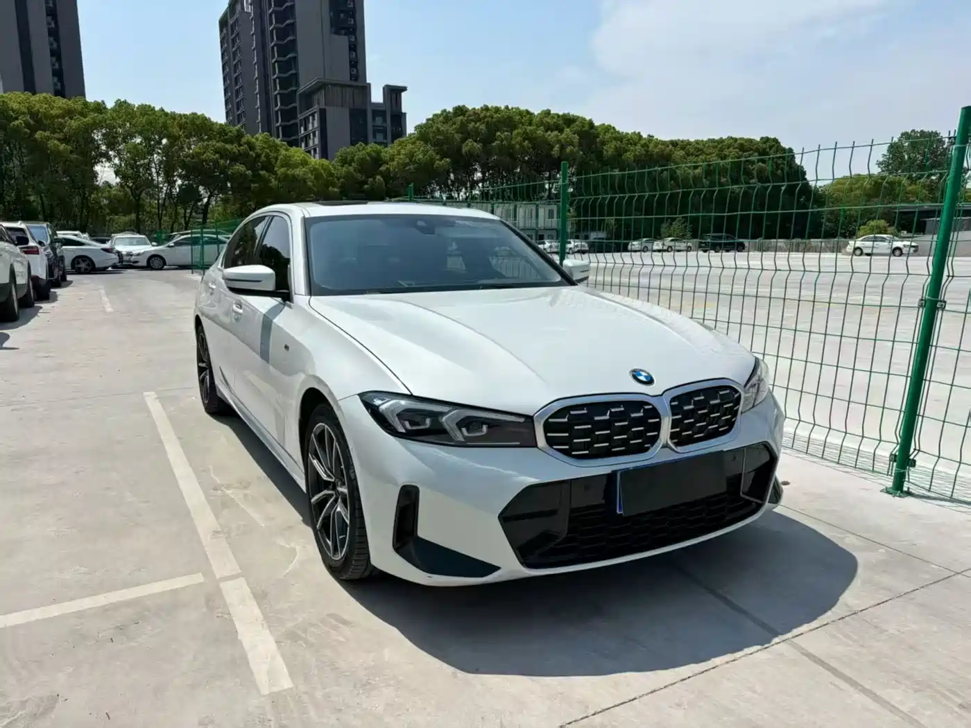 BMW 3 серии 2023