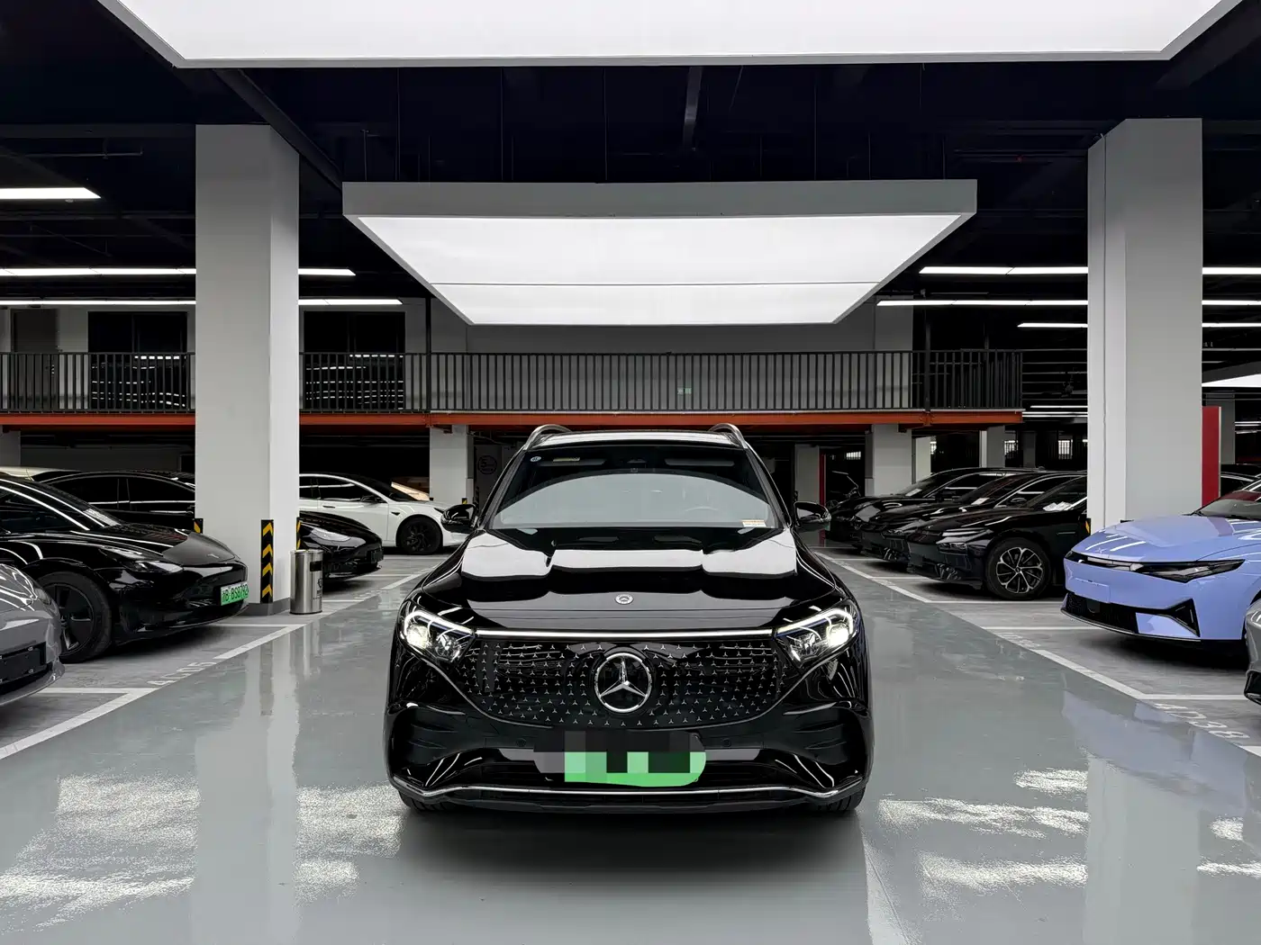 Mercedes-Benz EQB 2024